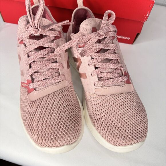 New Balance Sz 8 M Fresh Foam SPT Cruz v2 Sport Running Athletic Light Pink - Picture 2 of 5